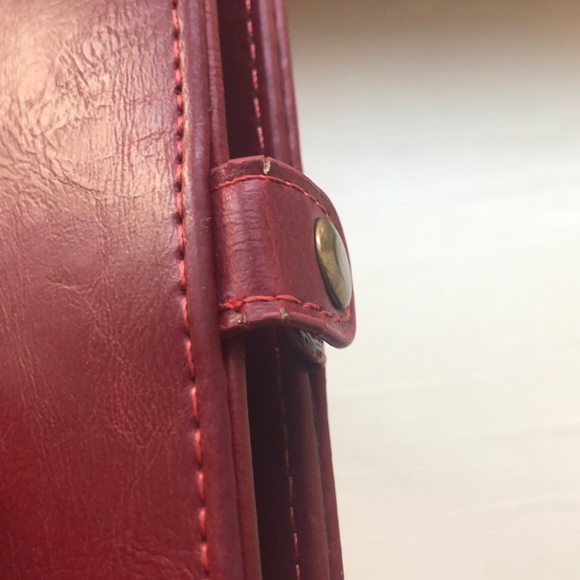 Red leather iPhone 8 Plus wallet case - Picture 8 of 9